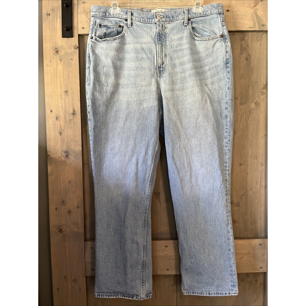 Abercrombie & Fitch 90s Straight Jeans 18R High Rise Curve Love Light Wash